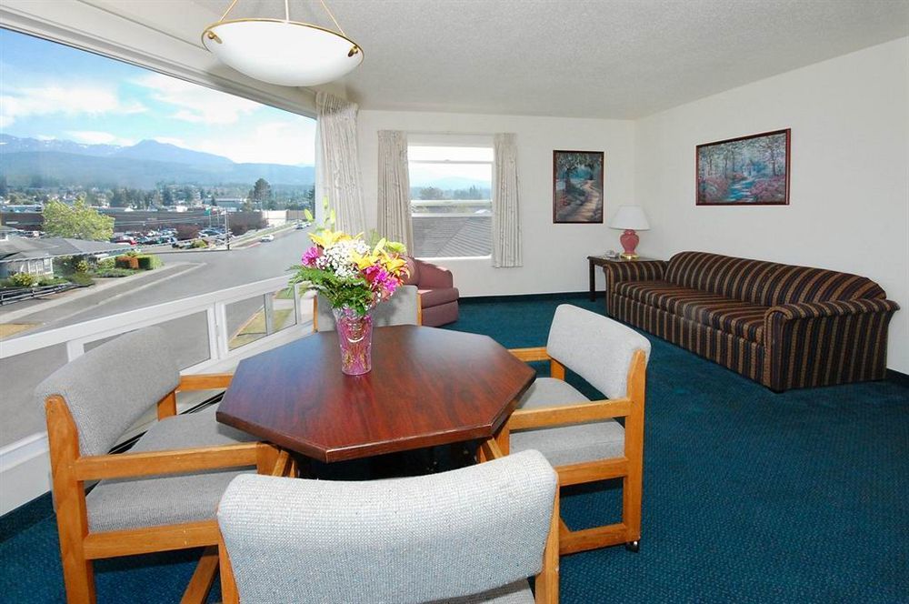 Quality - Near Olympic National Park Hotel 2*
