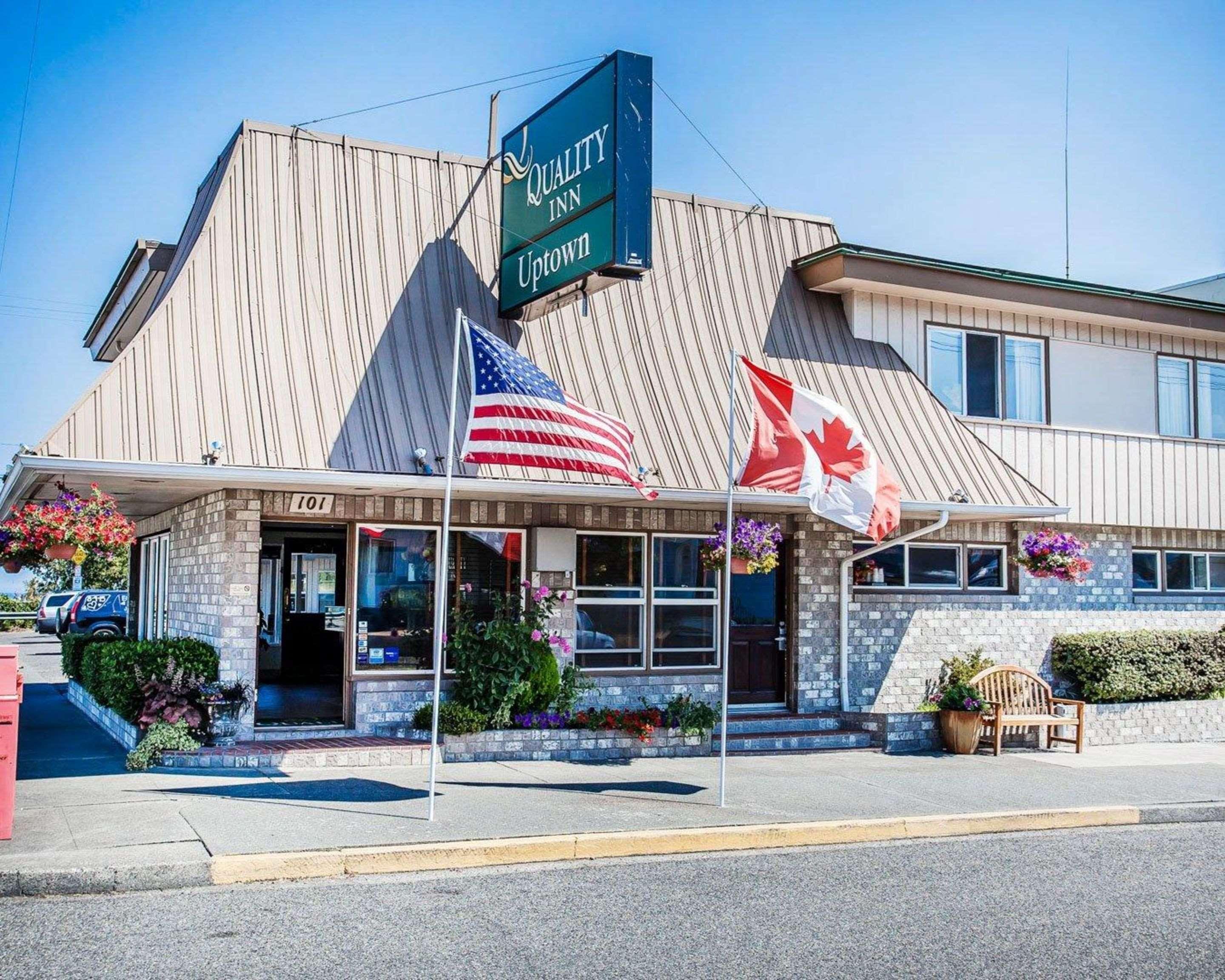 Hotel Quality - Near Olympic National Park